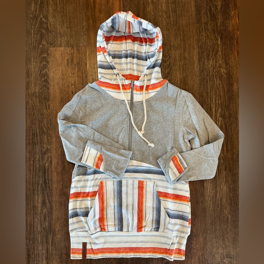 Women’s NWT Ampersand Ave. half-zip sweatshirt